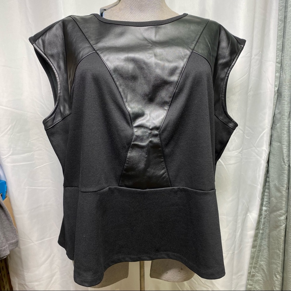 Worthington faux leather and knit sleeveless 3X blouse